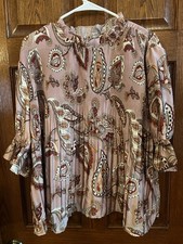 Let Me Be 12 Pullover Paisley