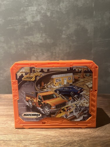 Vintage matchbox pop garage - up,