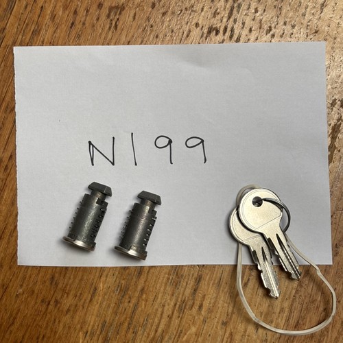 Thule n199 lock and key - lock, set