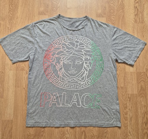 Palace versafe medusa tee - versafe,