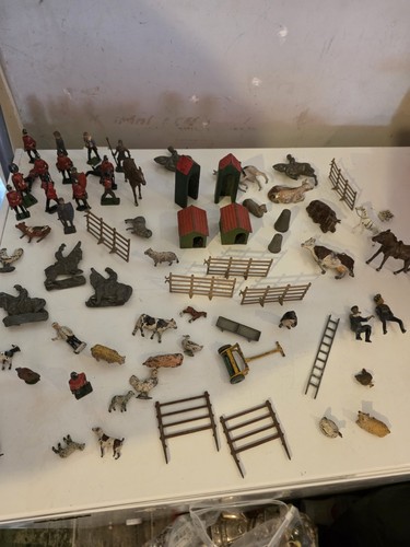 Vintage lead hollow cast - cast, toy