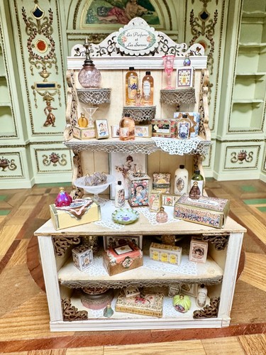 Dolls house miniature - , 1:12