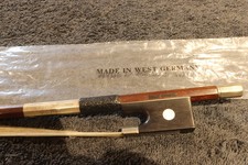 German 1/8 wooden violin bow