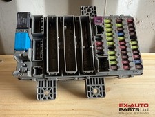 Honda Civic FN2 (2006–2011) interior fuse box assembly.