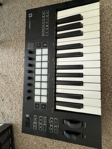 Novation launchkey - launchkey, 25