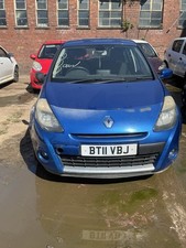 2011 RENAULT CLIO  PETROL 5