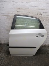 2015 TOYOTA PRIUS PLUG-IN