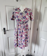 Vintage 1980s Teadress Size 10 Floral Chintz Knee Length Shoulder Pads 
