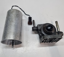 Citroen XM 2.1 TD XUD Turbo Diesel Fuel filter housing & Priming pump 9454160142