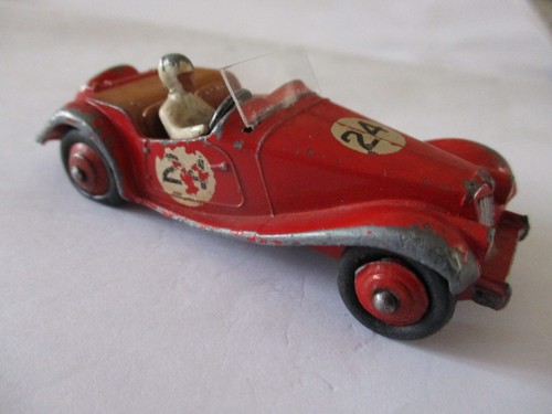 Midget dinky toys 108 - mg,