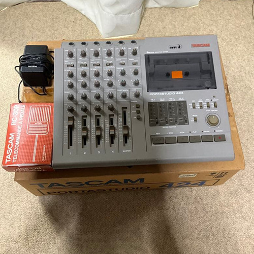 Tascam 424 portastudio - tascam,