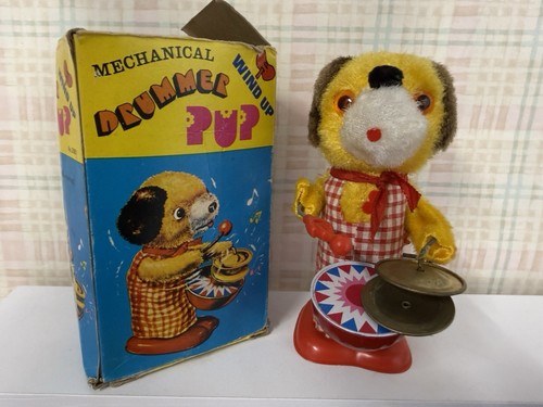 Vintage mechanical wind - mechanical, up