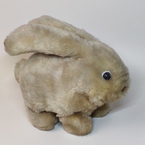 Harrods walking hopping - walking/hopping, bunny