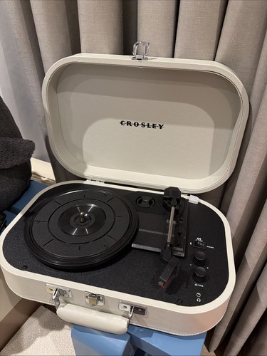 Crosley cruiser deluxe - crosley,