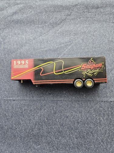 Snap racing lorry - on,
