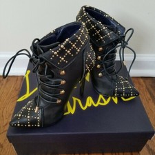 London Trash Della Bootie NIB