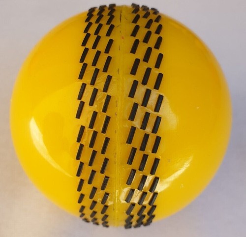 Cricket windball yellow - , with