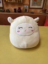 Squishmallow Sophie The Lamb