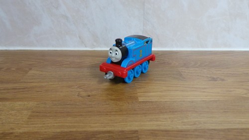 2013 thomas die cast - die,