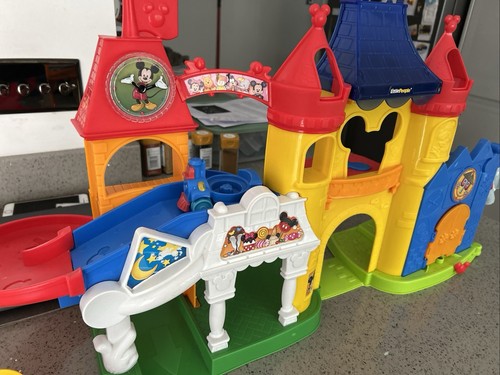 Mickey mouse castle little - mickey,