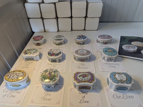 Modies love music box - of,