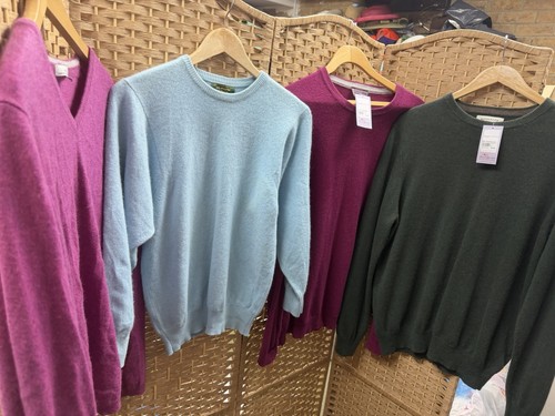 Joblot damaged cashmere - of,