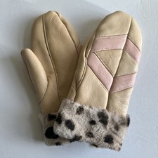 HANDMADE SHEEPSKIN MITTENS 