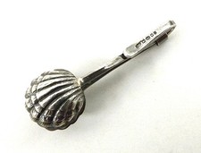 SILVER NAPKIN HOLDER