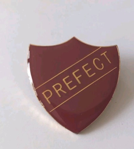 School shield badge prefect - school,