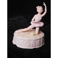 VTG Ballerina Musical Figurine