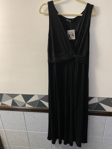 Black maxi dress size - black,