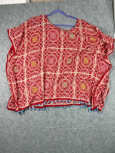 One hundred stars red floral - one,
