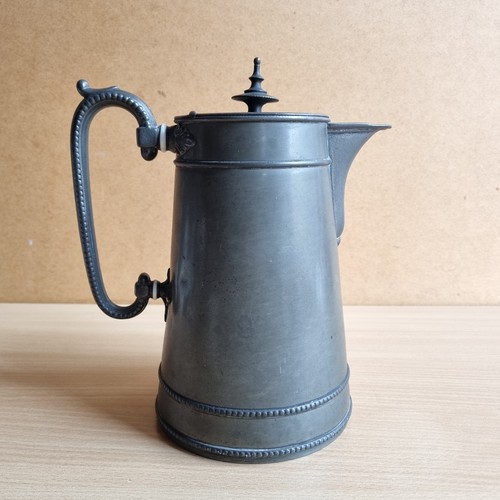 Antique pewter lidded tankard - lidded,