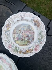ROYAL DOULTON BRAMBLY HEDGE PLATE “ THE BIRTHDAY “  By JILL BARKLEM 1987 / 20cm