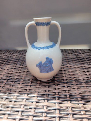 Vintage wedgwood white - vintage, blue