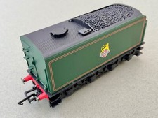 Hornby       0-0   Tornado Tender  BR E/CREST NON CORRIDOR   Item  # 114