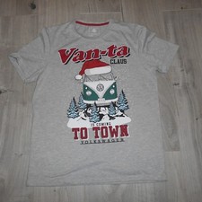 MENS VOLKSWAGON CAMPER CHRISTMAS T-SHIRT. SIZE LARGE