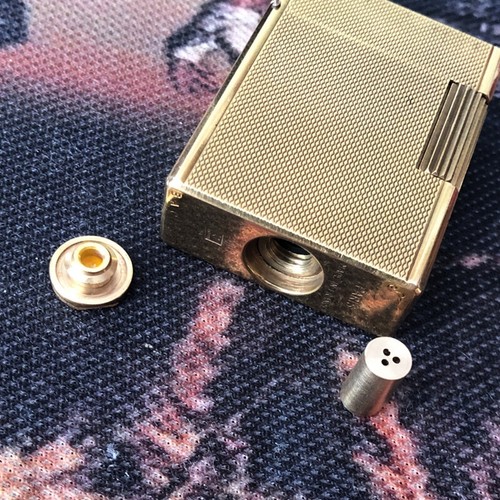 Reusable gas refill adapter