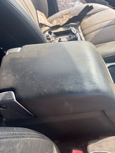 Centre console armrest - armrest, 2011