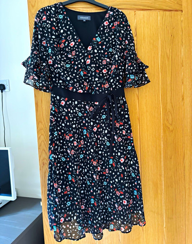 Sosandar black floral chiffon - sosandar,