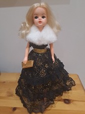 Pedigree Sindy  Royal