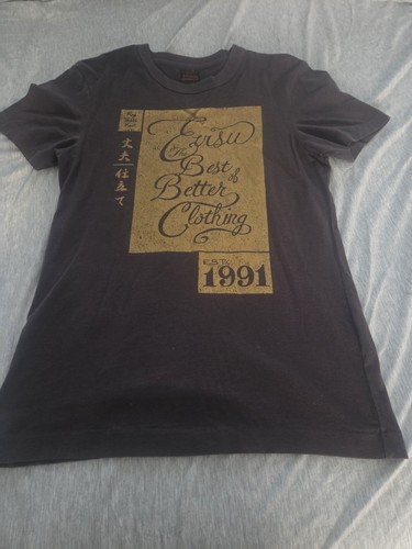 Evisu shirt size - t, small,