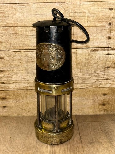Vintage brass welsh thomas - vintage,