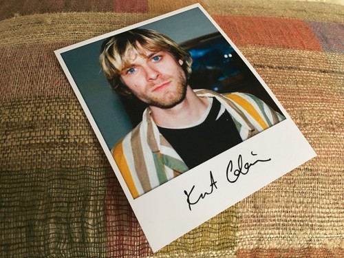 Polaroid kurt cobain signed - cobain,