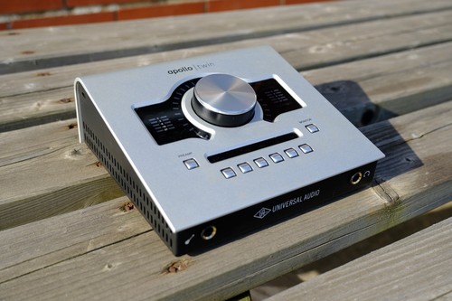 Universal audio apollo twin - audio,