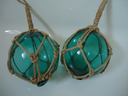 Deep turquoise glass - deep,