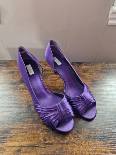 Beautiful untold purple - untold,