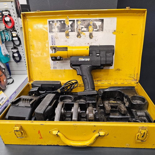 Rems mini press 22v - 22v, with