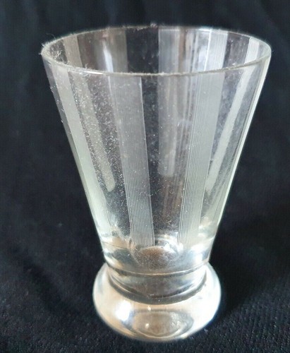 Art deco style small liqueur