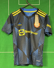 MANCHESTER UNITED - OFFICIAL